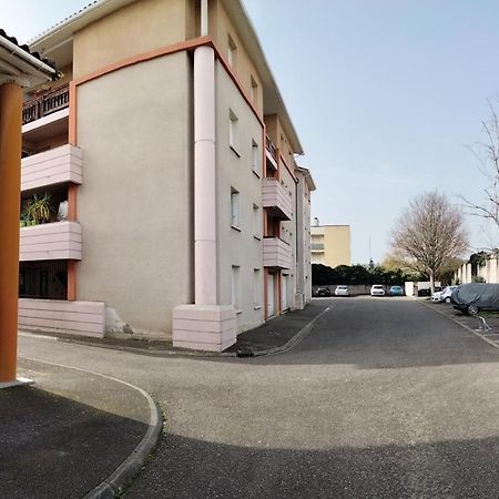 Grand T3 Avec Clim, Parking Et Terrasse Privative - Agen Exterior foto