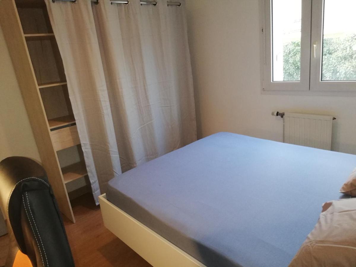 Grand T3 Avec Clim, Parking Et Terrasse Privative - Agen Exterior foto
