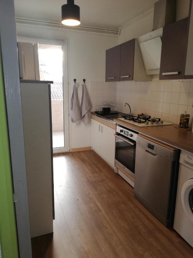 Grand T3 Avec Clim, Parking Et Terrasse Privative - Agen Exterior foto